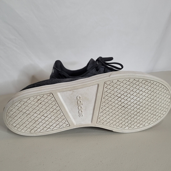 Adidas Men's Daily 2.0 Low Profile Denim Canvis Lace-Up Sneaker - Size 9 - Picture 7 of 14